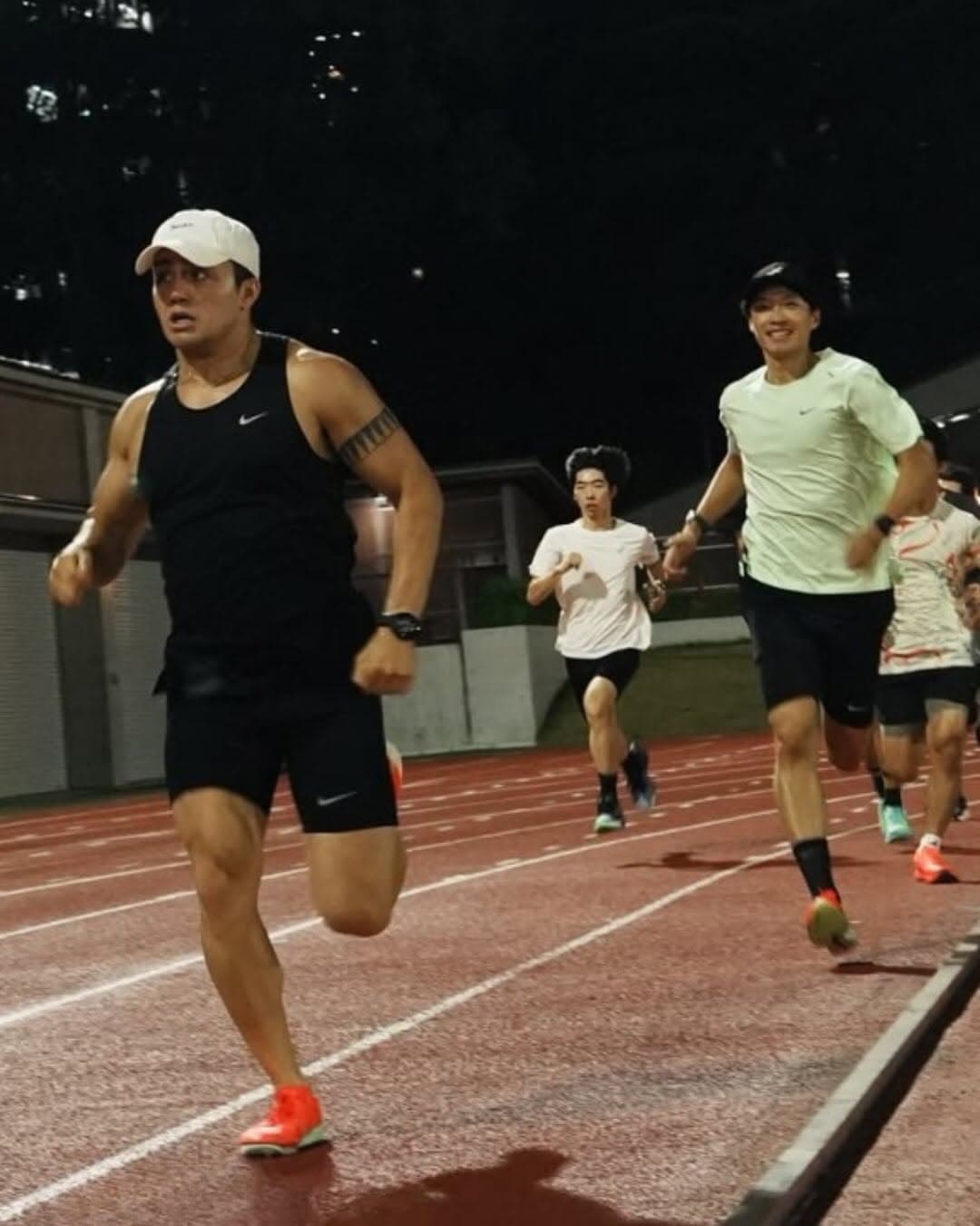 Why the Best Running Communities Focus on Training — media 5 of 7