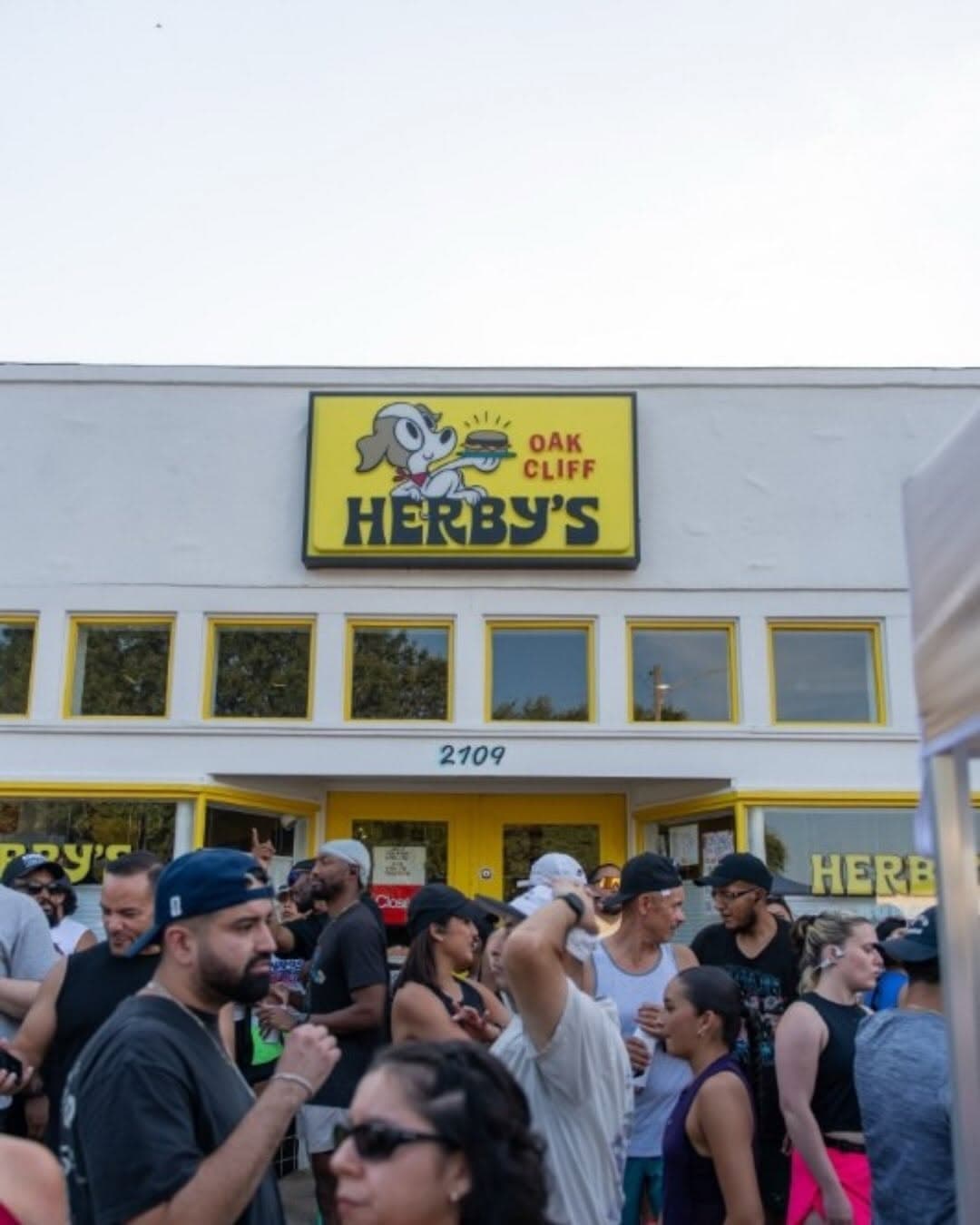 What a Five-Year Run Club Anniversary Should Look Like — media 2 of 7