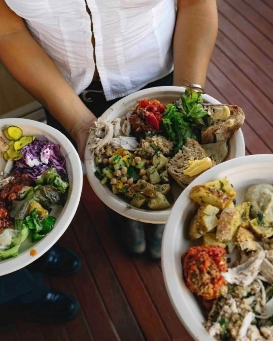 How a Community Dinner Can Raise Money for a Cause — media 4 of 5