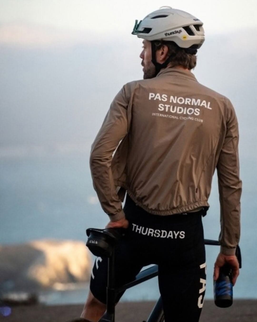 How a Sunset Ride Builds Community Around Cycling — media 5 of 5