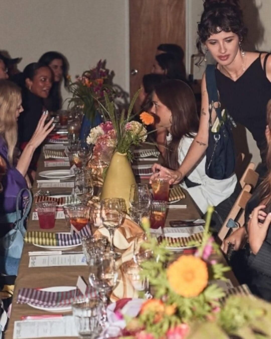 How a Book Swap Supper Turns Readers Into a Community — media 4 of 5